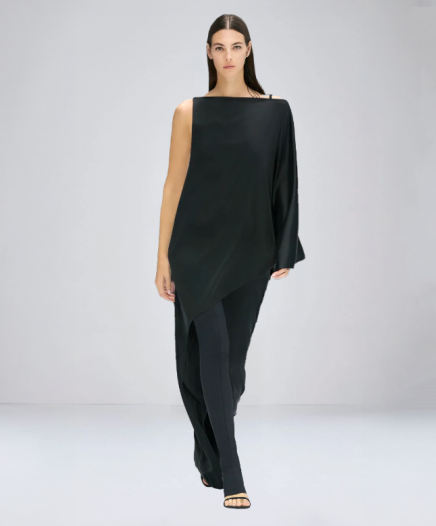 Robe Infinity Off Shoulder Black