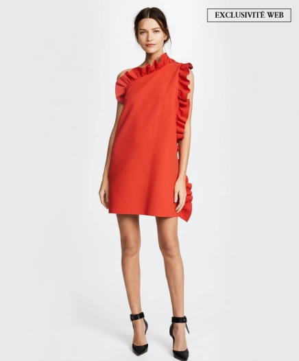 Robe One Shoulder Ruffle