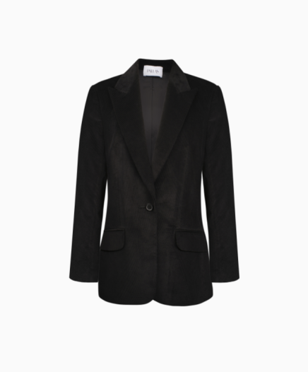 Smoking Horace Noire