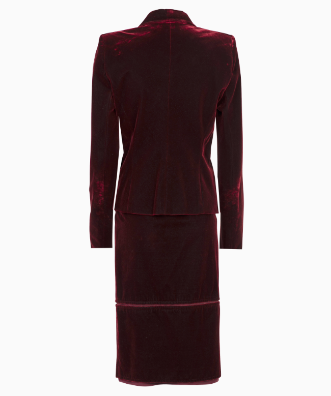 Location Smoking Yves Saint Laurent, modèle Red Velvet SS2002 par Tom Ford 4