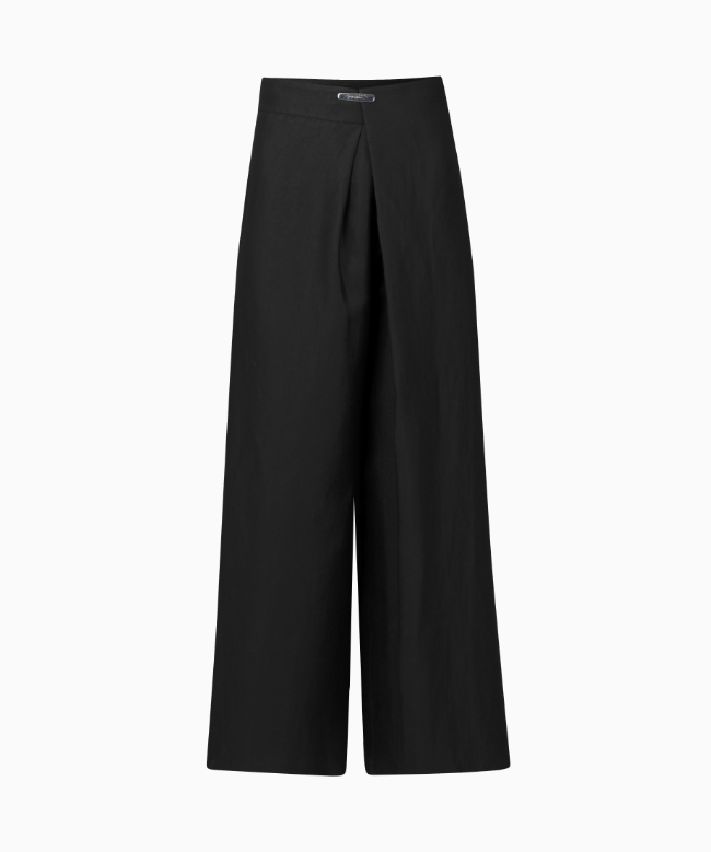 Location et Achat ensemble Giorgio Armani, modèle Tailoring Black SS2012 3