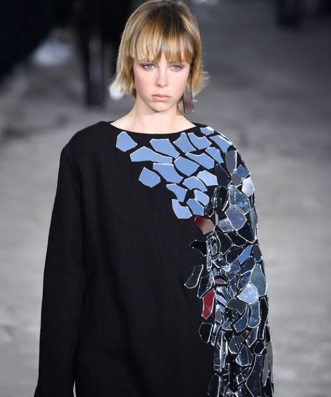 Achat Robe de soirée Loewe, modèle Shattered Glow 3