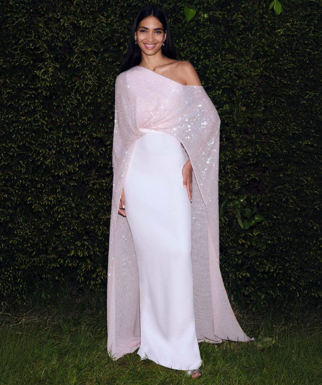 Location Robe de soirée Safiyaa, modèle Cadenza Pink 2025 5
