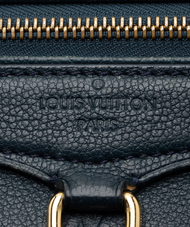 Location Sac Louis Vuitton, modèle Monogram Pétillante Clutch 5