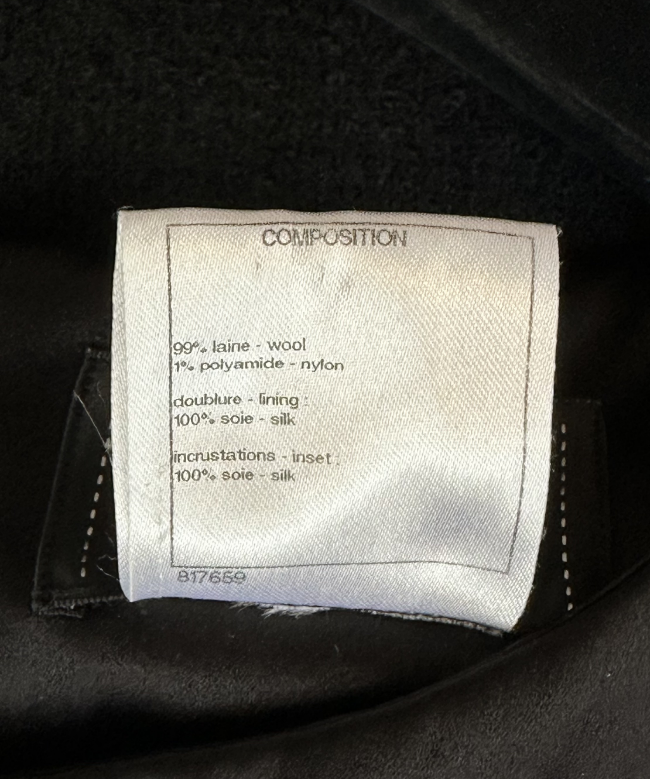 Achat Robe de soirée Chanel, modèle Noire Boutons Gripoix FW 2015 4