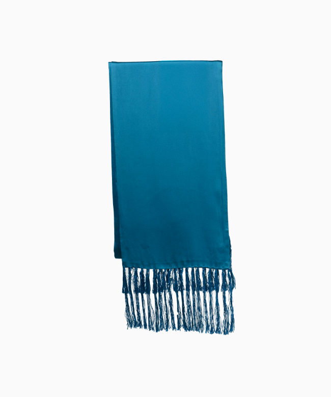 Location et Achat foulard Chloé, modèle Feather FW2005 par Phoebe Philo 2