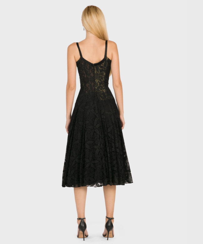 Location Robe de soirée Ted Lapidus, modèle Lys Noir 4