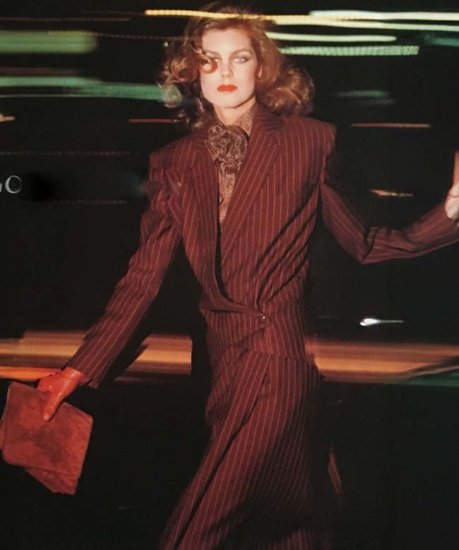 Location et Achat pantalon Giorgio Armani, modèle Red Stripes SS1979 1