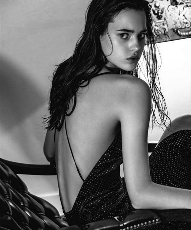 Location Robe de soirée Azzaro 6