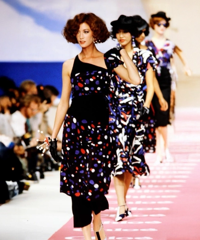 Location Robe de soirée Chloé, modèle Chloé By Karl Lagerfeld SS1984 6