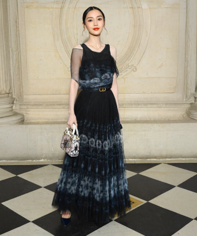 Location Robe de soirée Dior, modèle Night Ballet SS2019 5