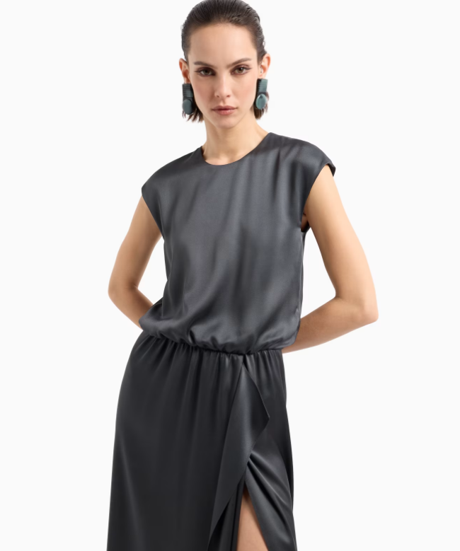 Location Robe de soirée Giorgio Armani, modèle Double Satin SS2024 5