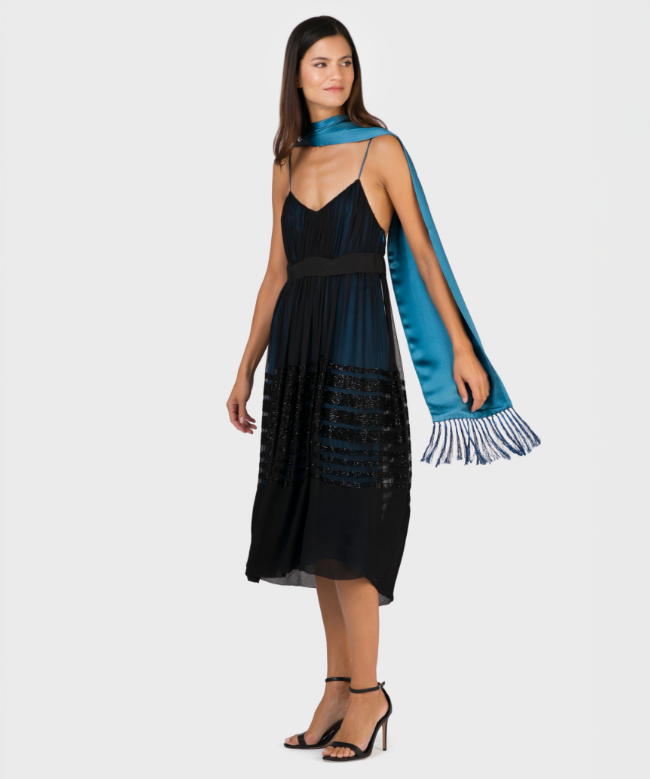 Location et Achat foulard Chloé, modèle Feather FW2005 par Phoebe Philo 4