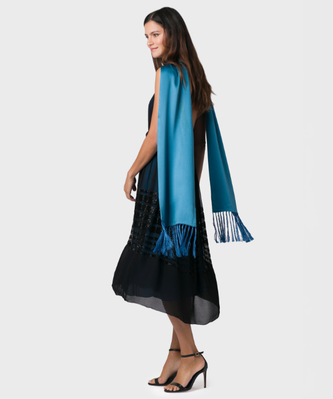 Location et Achat foulard Chloé, modèle Feather FW2005 par Phoebe Philo 1