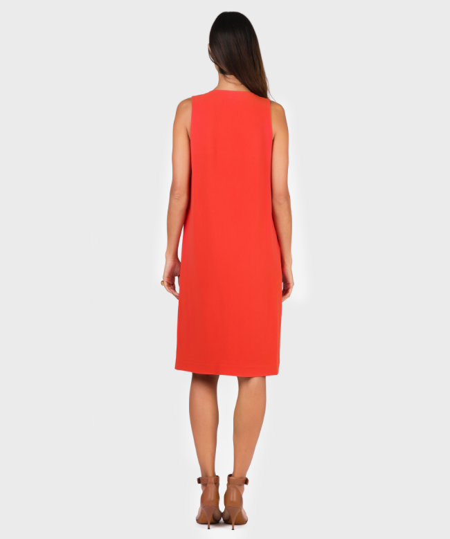 Location et Achat robe de soirée Mantu, modèle Rouge Drapée 3