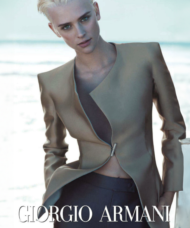 Location et Achat ensemble Giorgio Armani, modèle Tailoring Black SS2012 4