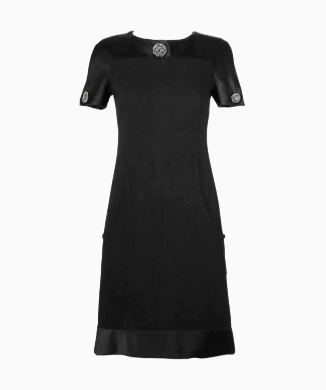 Achat Robe de soirée Chanel, modèle Noire Boutons Gripoix FW 2015 1