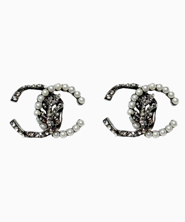 Achat Boucles D'Oreilles Chanel, modèle Double C Perlé