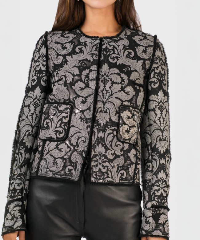 Location Veste Chanel, modèle Moscow Pre-Fall 2009 5