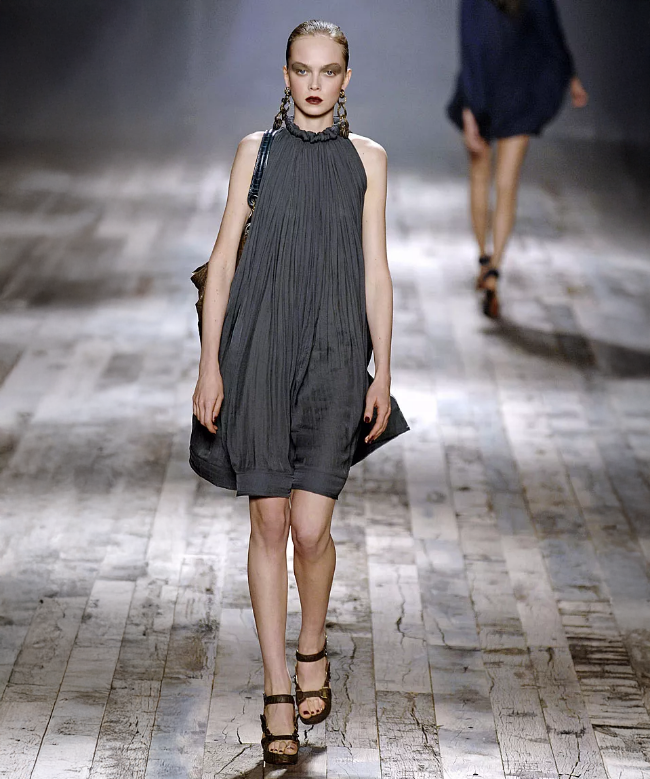 Location et Achat Robe Lanvin, modèle Plissé Halter SS2008 1