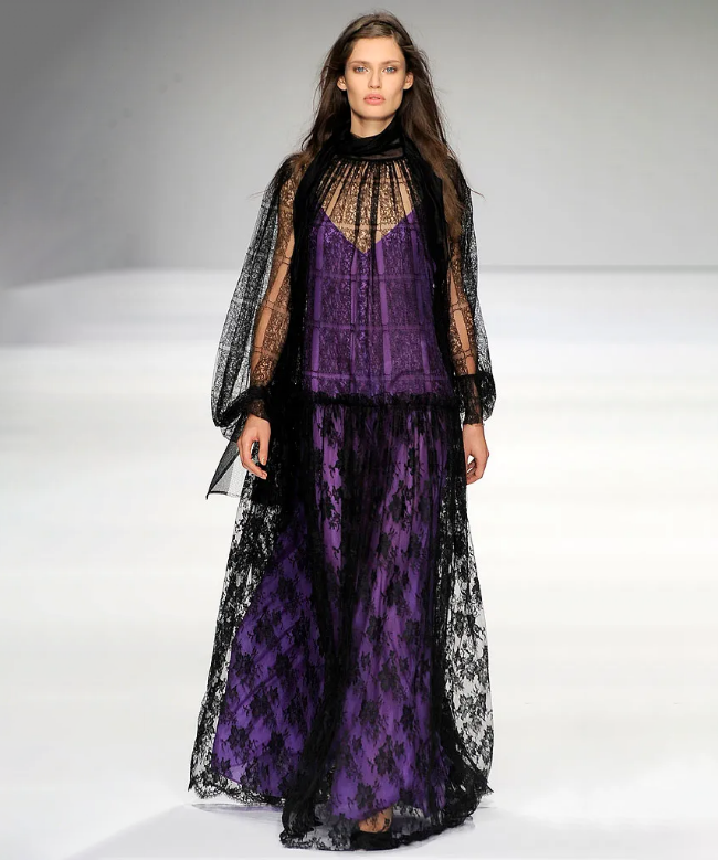 Location Robe La Perla, modèle Éclat Saphir SS2009 1