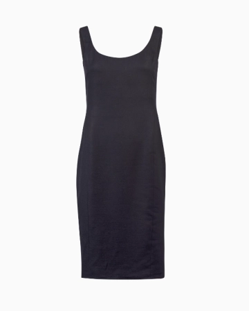 Robe Silhouette Noire