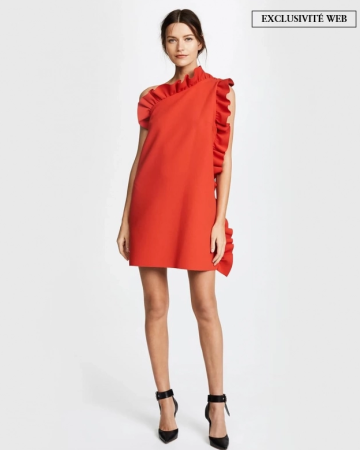 Robe One Shoulder Ruffle