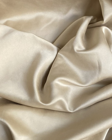 Étole beige satin